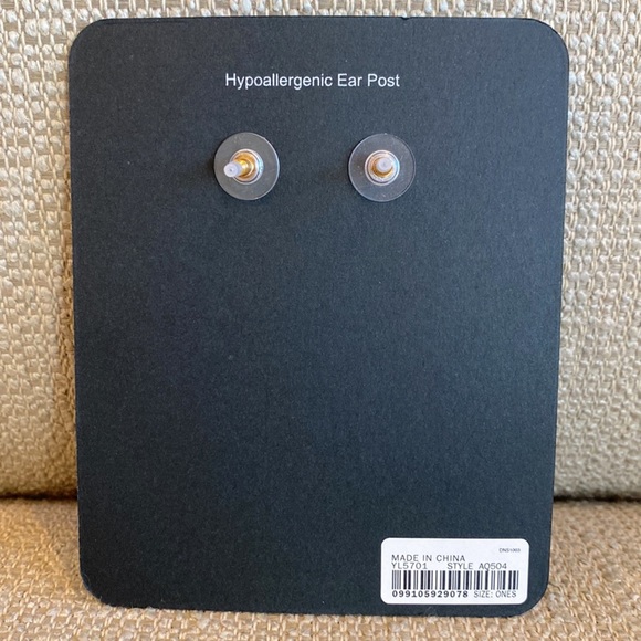 NWT J Crew Yellow & White Beaded Drop Earrings - Picture 5 of 7